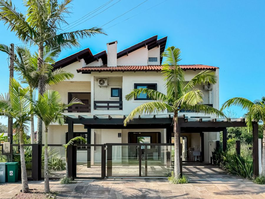 Casa Alto Padrão - Venda - Praia Paraiso - Torres - RS